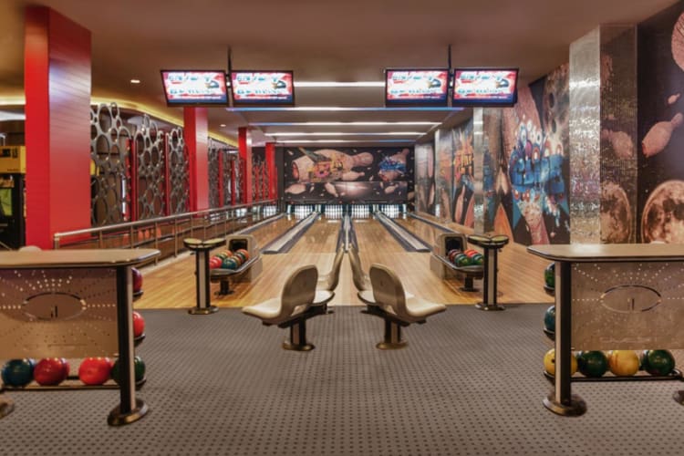 Bowling area